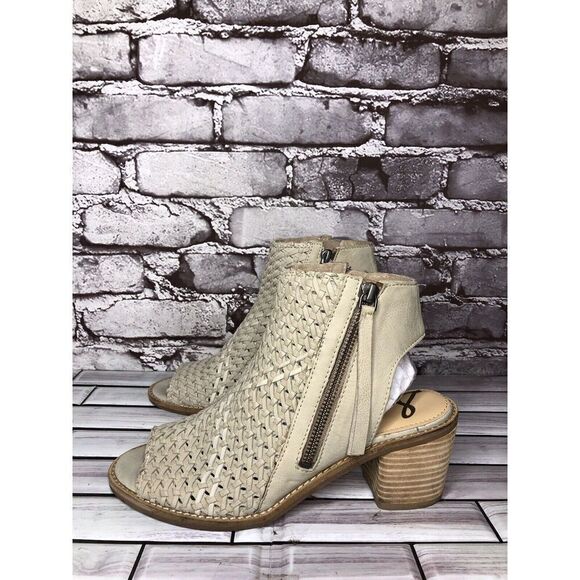 Sam Edelman Cooper Beige Leather Woven Block Heel Booties Women’s Sz 8M US/38EU - Picture 9 of 16